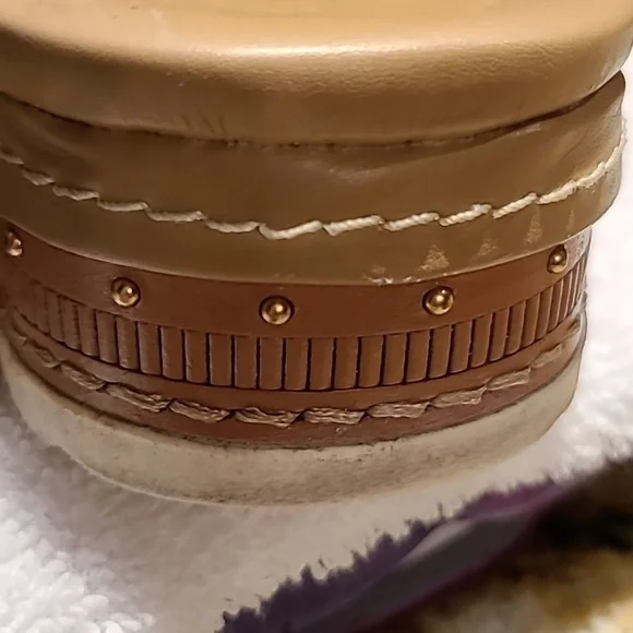 Vince Camuto Ravensal slide Sz 8 to 8.5. - Picture 6 of 13